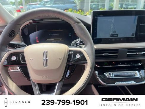 Used 2023 Lincoln Corsair Reserve w/ Equipment Group 201A FWD image 20