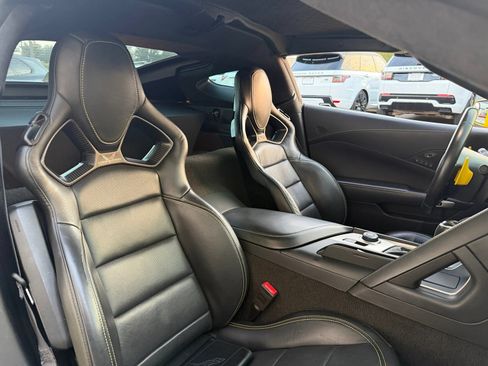 Used 2019 Chevrolet Corvette Z06 RWD image 20