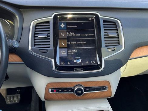Used 2022 Volvo XC90 T8 Inscription Expression image 24