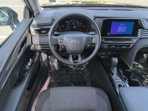 Certified 2025 Toyota Camry LE w/ Convenience Package FWD image 15