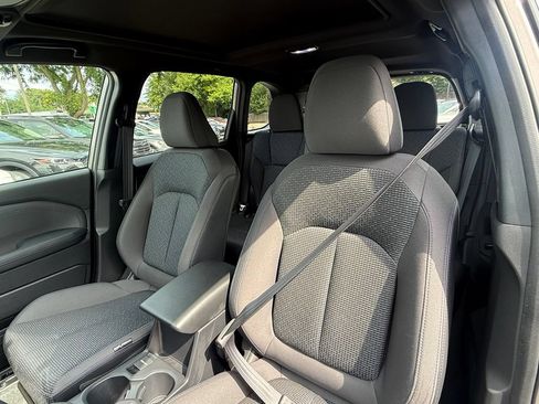 Used 2025 Subaru Forester Premium AWD/4WD image 20