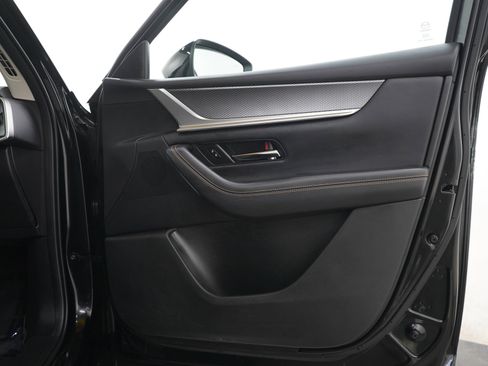 Certified 2024 MAZDA CX-90 Plug-In Hybrid w/ Preferred AWD/4WD image 9