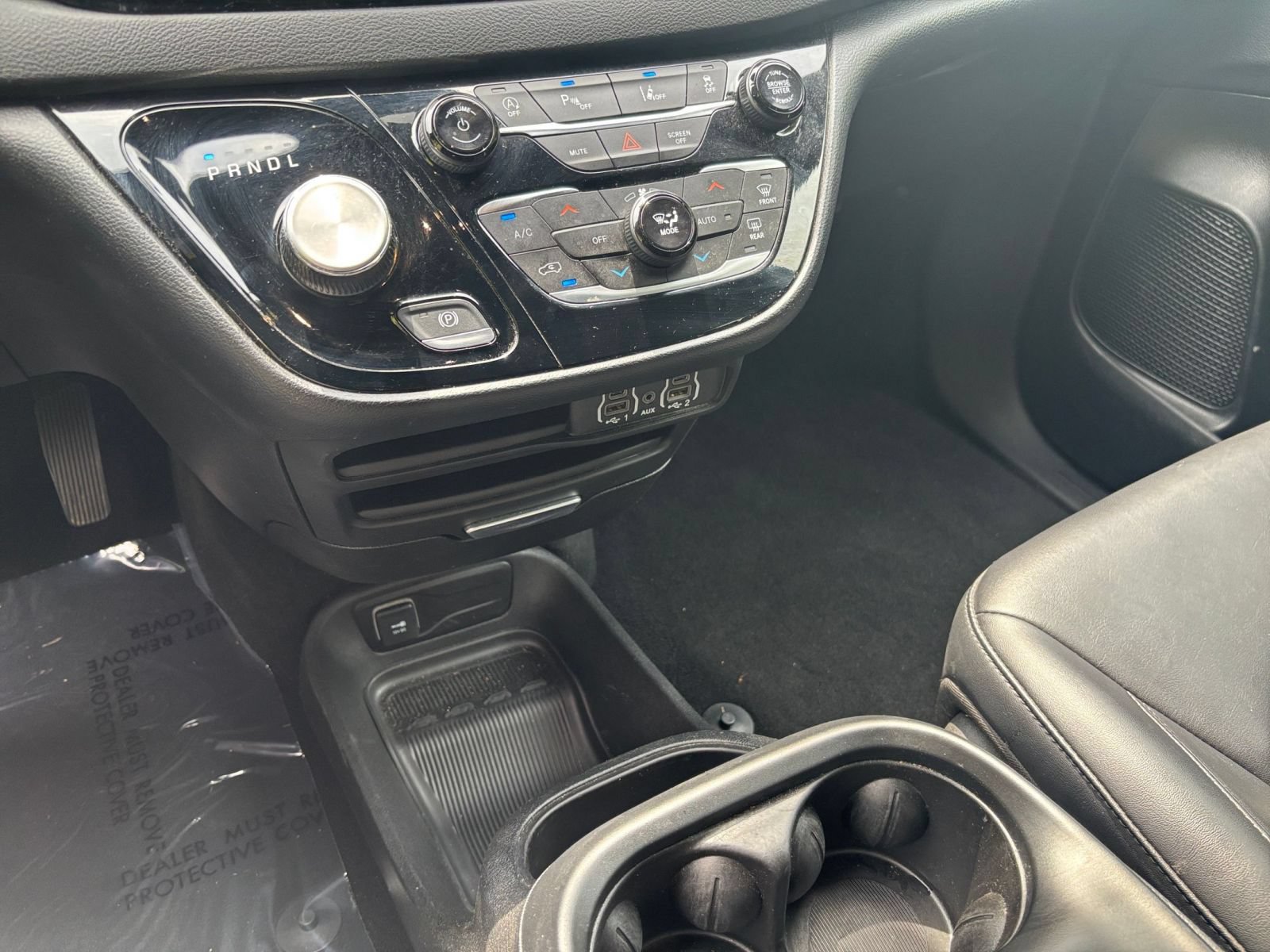 Used 2025 Chrysler Pacifica Select FWD image 37