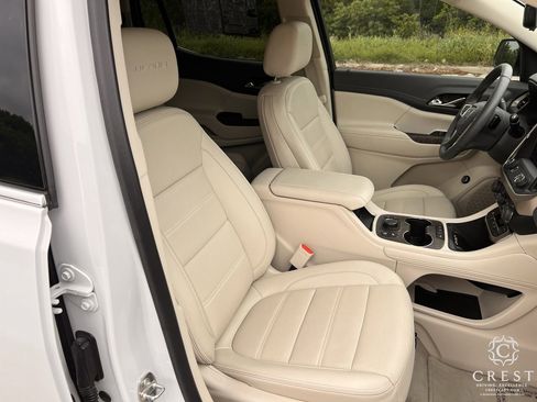 Used 2023 GMC Acadia Denali w/ Denali Ultimate Package image 26