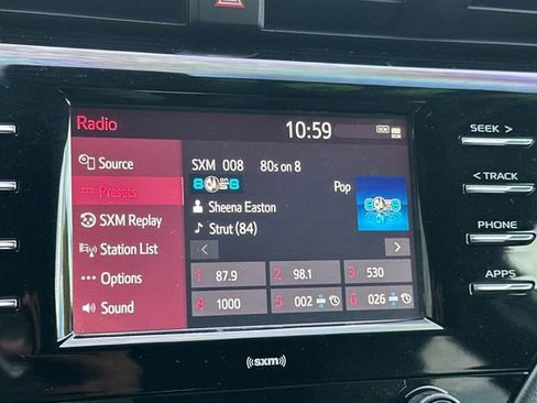 Certified 2020 Toyota Camry SE image 19