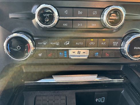 Used 2024 Ford F250 King Ranch w/ Chrome Package AWD/4WD image 17