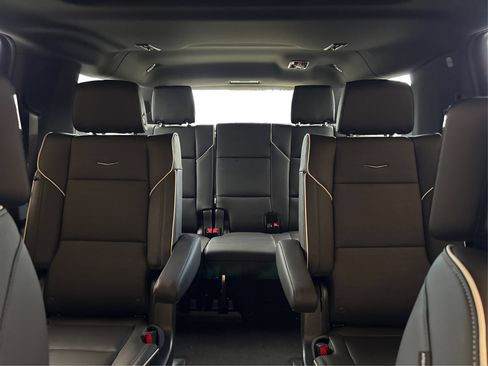 New 2026 Cadillac Escalade ESV Luxury w/ Touring Package AWD/4WD image 17