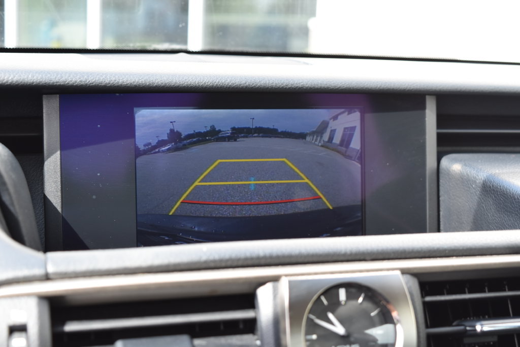 Used 2017 Lexus IS 200t RWD image 14