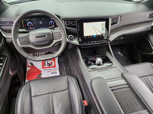 Used 2023 Jeep Wagoneer Series II image 9