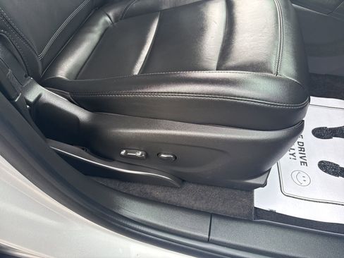 Used 2017 Buick Encore Essence image 19