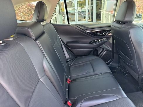 Used 2023 Subaru Outback Limited image 35