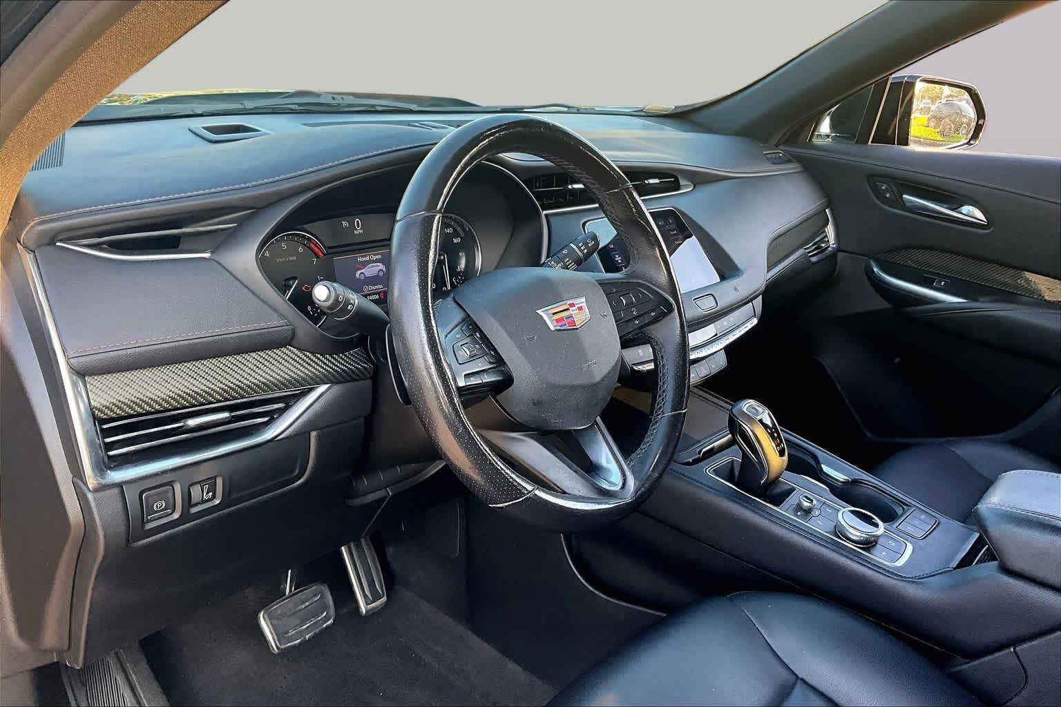 Used 2019 Cadillac XT4 Sport w/ Cold Weather Package FWD image 15
