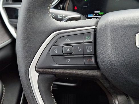 Certified 2022 Jeep Grand Cherokee Limited 4xe w/ Luxury Tech Group II image 27