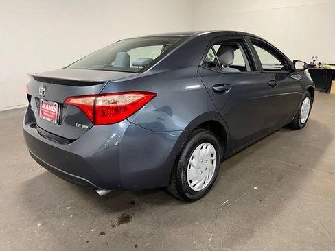 Used 2017 Toyota Corolla LE w/ Carpet Mat Package (TMS) FWD image 3