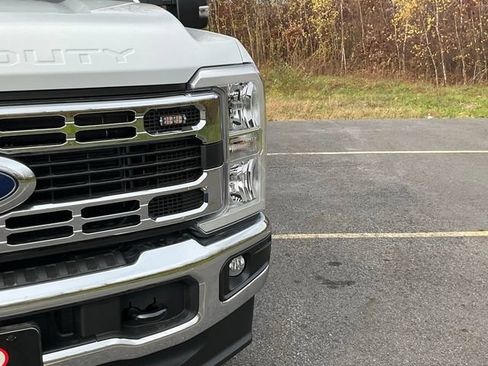 New 2026 Ford F350 XL w/ XL Chrome Package AWD/4WD image 3
