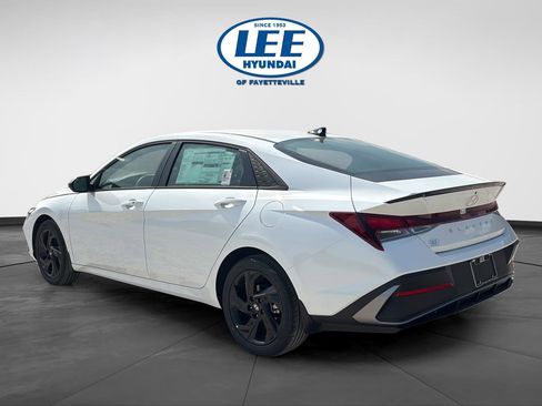 New 2026 Hyundai Elantra Sport FWD image 5