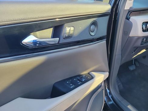 Certified 2022 Lincoln Nautilus Reserve w/ Equipment Group 201A image 20