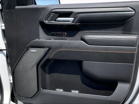 Used 2022 GMC Sierra 1500 AT4 w/ AT4 Premium Package AWD/4WD image 24