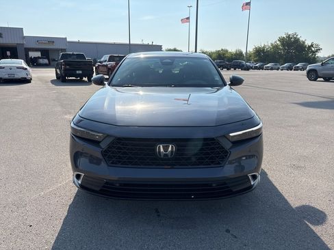 Used 2024 Honda Accord Touring image 8