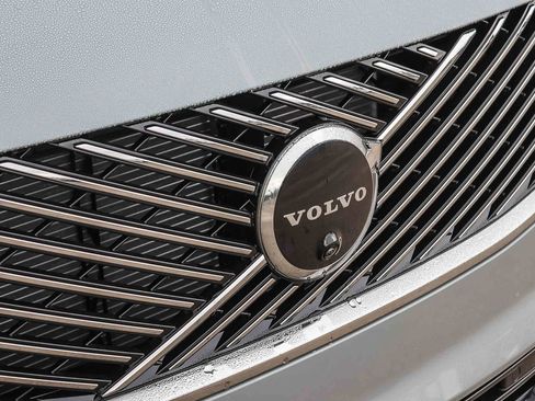 New 2026 Volvo XC90 T8 Ultra w/ Protection Package Premier image 17