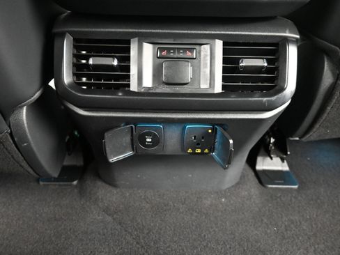 Used 2025 Ford F150 Raptor image 14