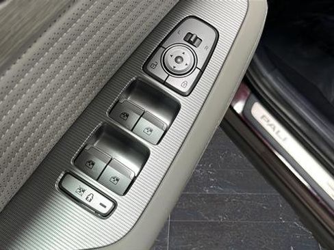 Used 2023 Hyundai Palisade Calligraphy w/ Cargo Package image 22