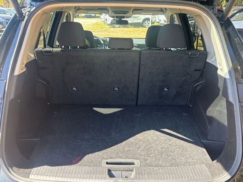 Used 2025 Nissan Rogue SV image 33