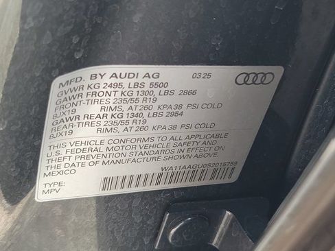 Certified 2025 Audi Q5 Premium w/ Convenience Package AWD/4WD image 30