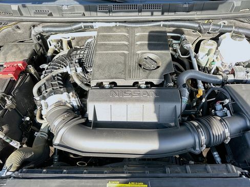 Used 2024 Nissan Frontier SV w/ SV Convenience Package image 31