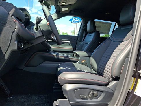 New 2026 Ford Explorer ST-Line AWD/4WD image 8