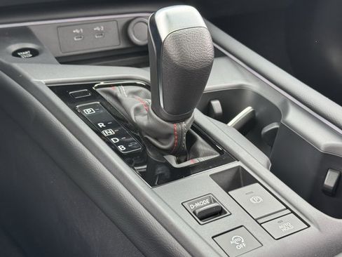 New 2026 Nissan Sentra SR w/ SR Premium Package FWD image 15