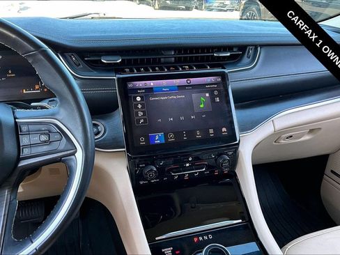 Used 2021 Jeep Grand Cherokee L Limited AWD/4WD image 9