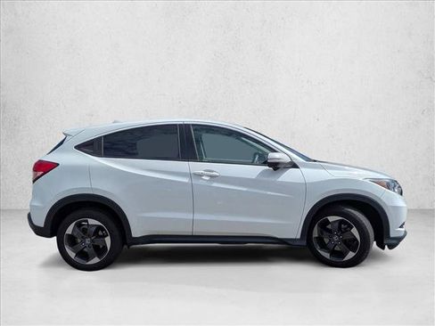 Used 2018 Honda HR-V EX image 4