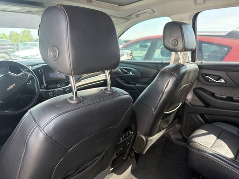 Used 2018 Chevrolet Traverse Premier w/ Redline Edition AWD/4WD image 8