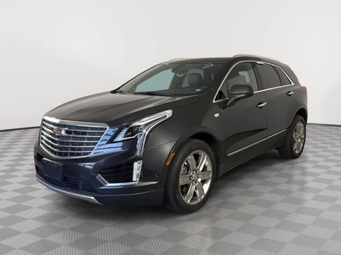 Used 2019 Cadillac XT5 Platinum AWD/4WD image 3