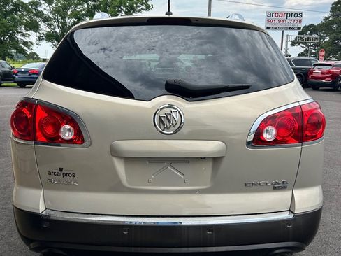 Used 2011 Buick Enclave CXL AWD/4WD image 4