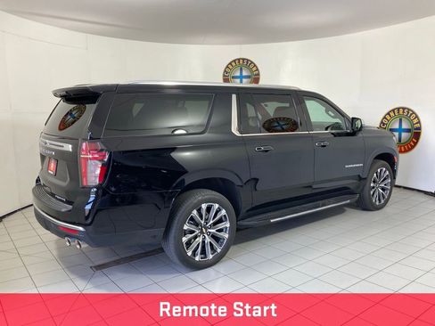 Used 2023 Chevrolet Suburban Premier AWD/4WD image 22