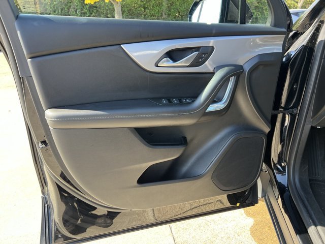 Used 2023 Chevrolet Blazer LT FWD image 23