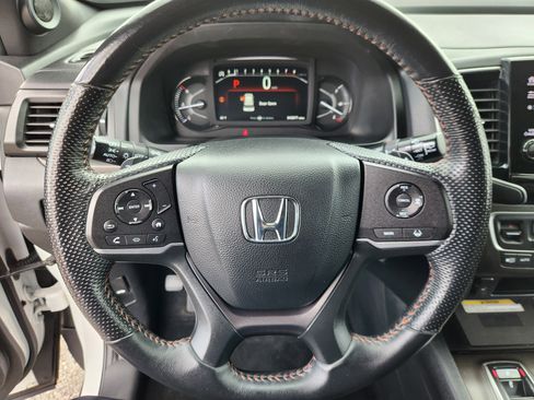 Certified 2022 Honda Passport TrailSport image 9