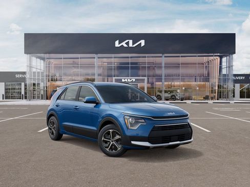 Used 2025 Kia Niro EX FWD image 8