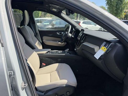 New 2026 Volvo XC60 B5 Core w/ Climate Package AWD/4WD image 11