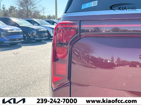 New 2026 Kia Carnival image 10