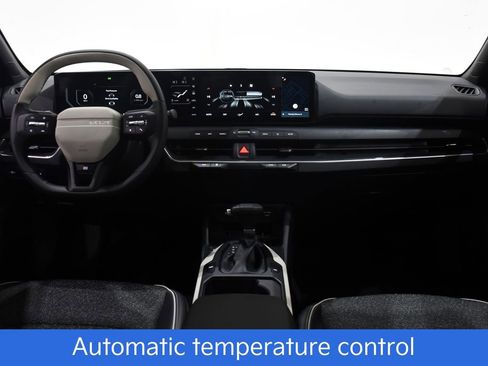 New 2025 Kia K4 GT-Line w/ GT-Line Sunroof Package image 8
