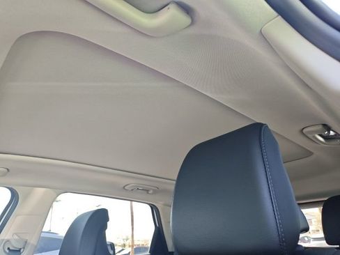 Certified 2025 Kia Sportage EX w/ Premium Package FWD image 21