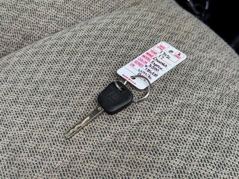 Used 2017 Chevrolet Express 2500 image 34