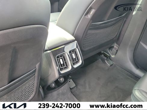 Used 2021 Kia Sorento SX AWD/4WD image 13