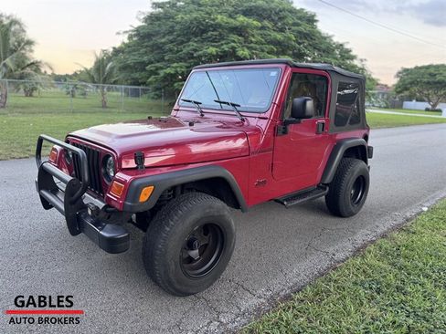 Used 1998 Jeep Wrangler Sport image 6
