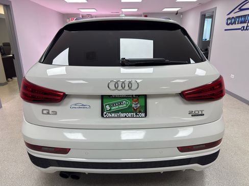 Used 2017 Audi Q3 2.0T Prestige w/ Prestige Package image 7