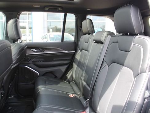 New 2026 Jeep Grand Cherokee Limited AWD/4WD image 28
