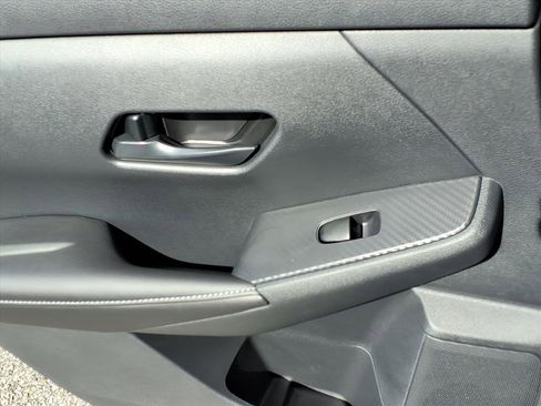 New 2025 Nissan Sentra S image 15